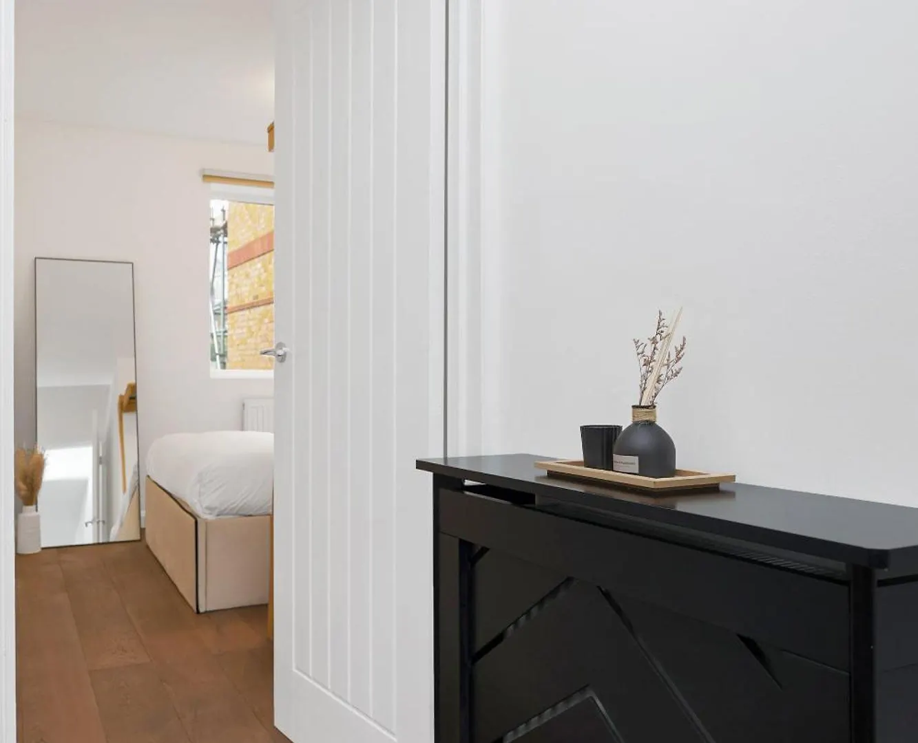 Skyline Studios Stratford London 0*,