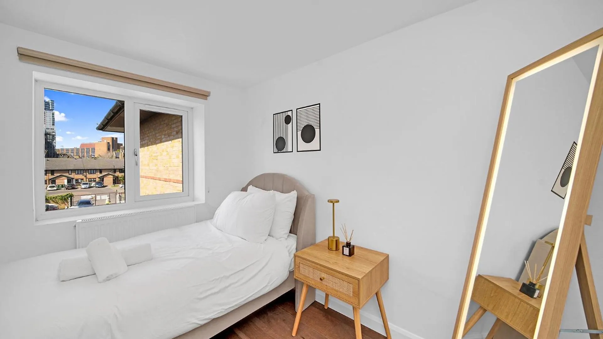 Skyline Studios Stratford London Apartment