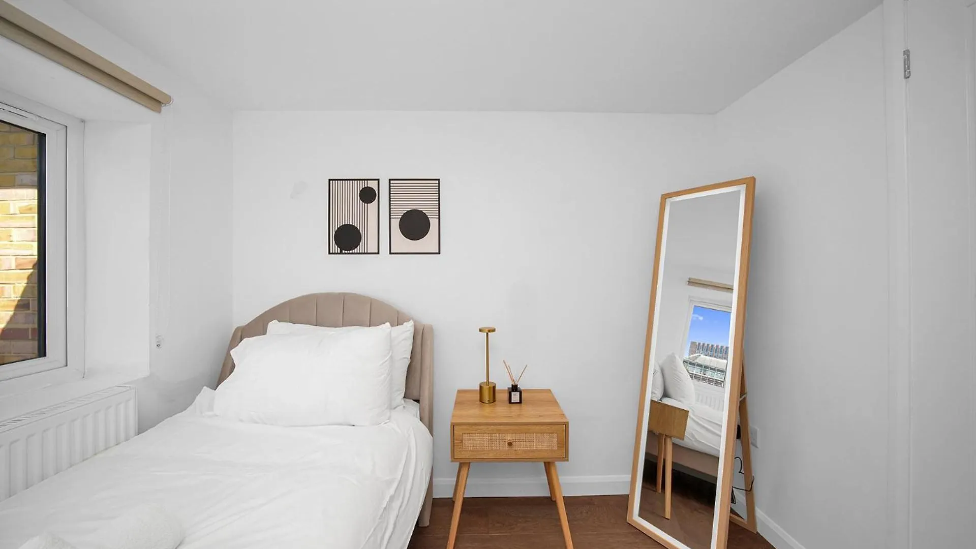 Skyline Studios Stratford London 0*,  United Kingdom